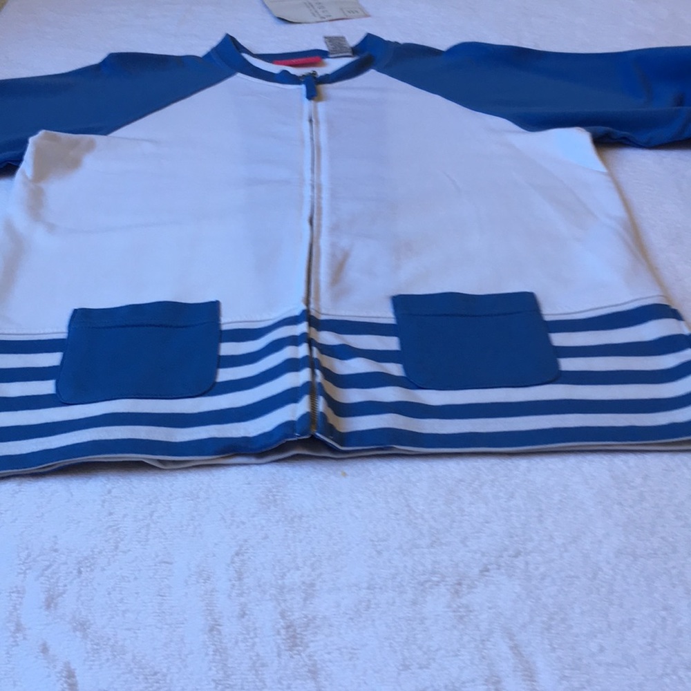 Onque Casuals-NWOT-Lady’s Zippered Top-Size:S - Picture 7 of 8